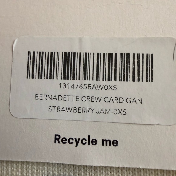 New REFORMATION Bernadette Crew Cardigan in Strawberry Jam - Picture 13 of 15